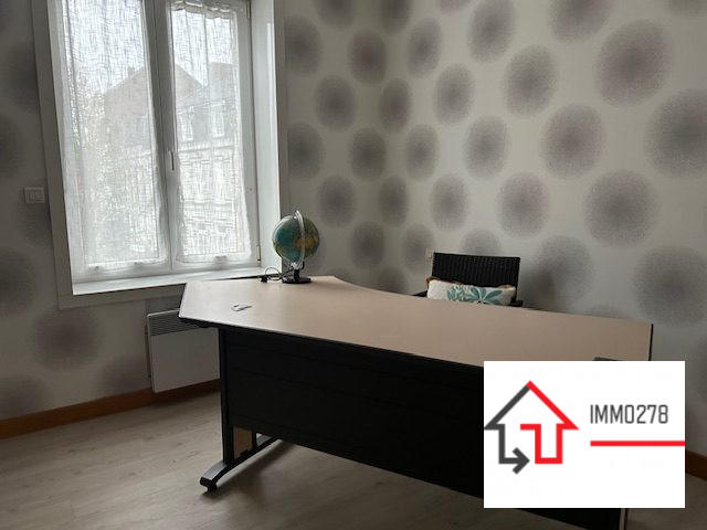 Maison - 232 m² - 7 pièces