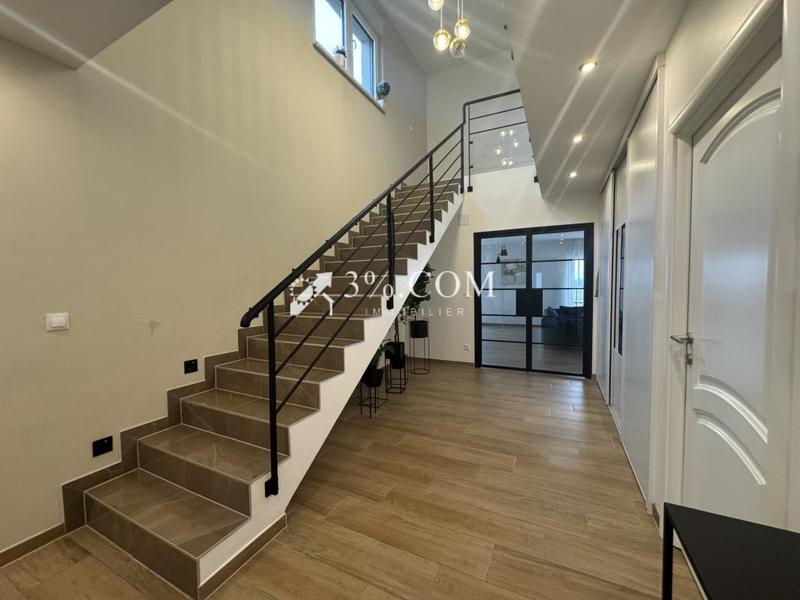 Maison d'architecte - 154 m² - 6 pièces