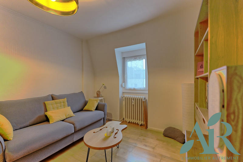 Appartement - 96 m² - 5 pièces