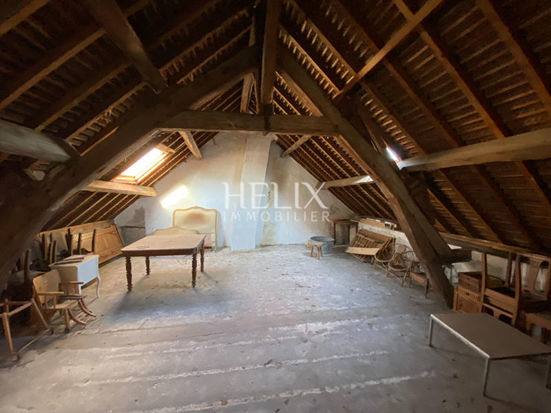 Immeuble - 242 m² - 9 pièces