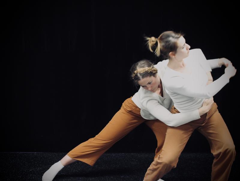 Cie Efi Farmaki &amp; Cie CUBe et Rode Boom - Plateau partagé danse et magie