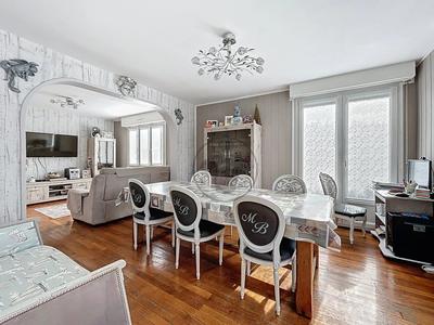 Maison - 131 m² - 7 pièces