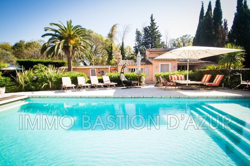 Villa - 355 m² - 7 pièces