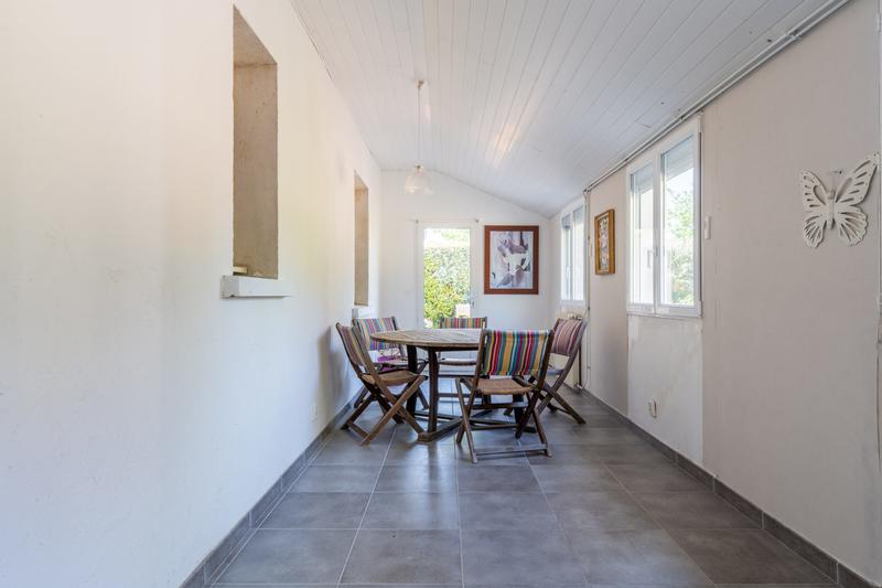 Maison - 195 m² - 7 pièces