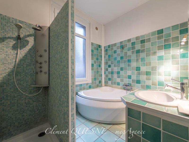 Maison - 190 m² - 8 pièces