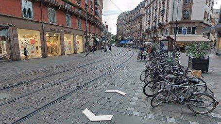 Fonds de commerce - Magasins - 67 m²