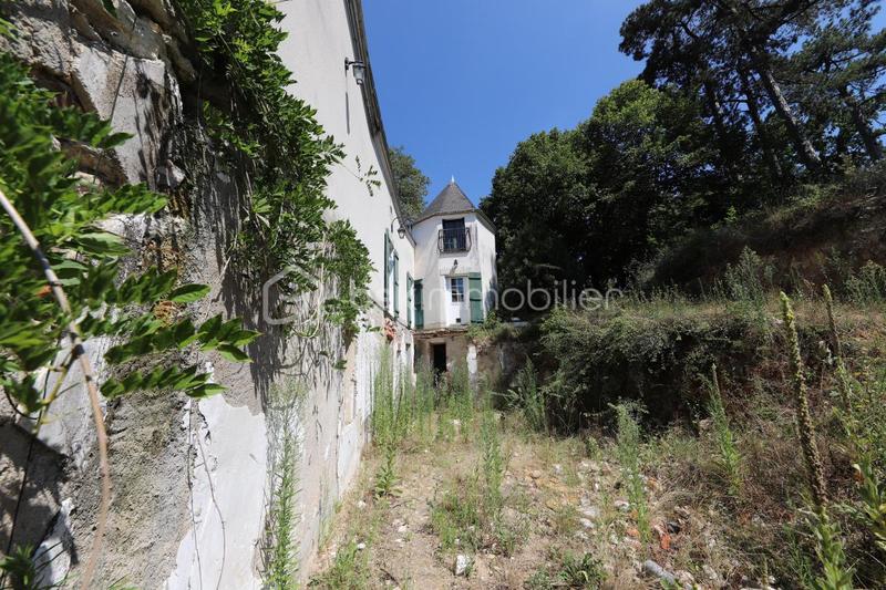 Demeure - 260 m² - 7 pièces