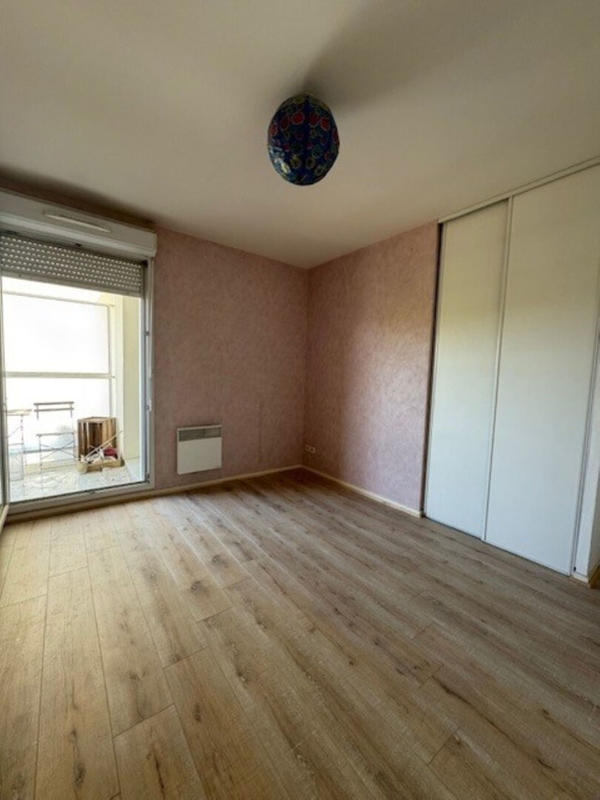 Appartement - 99 m² - 5 pièces