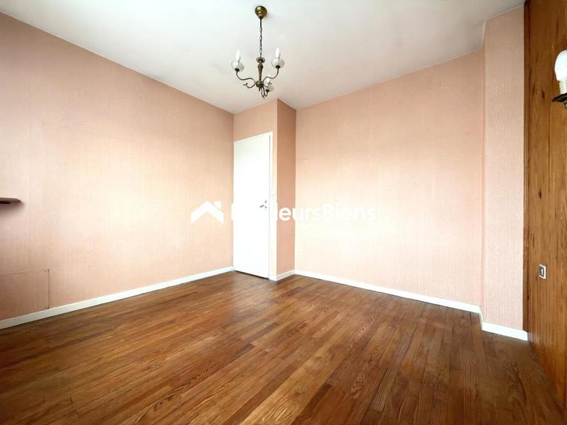 Propriété - 84 m² - 4 pièces