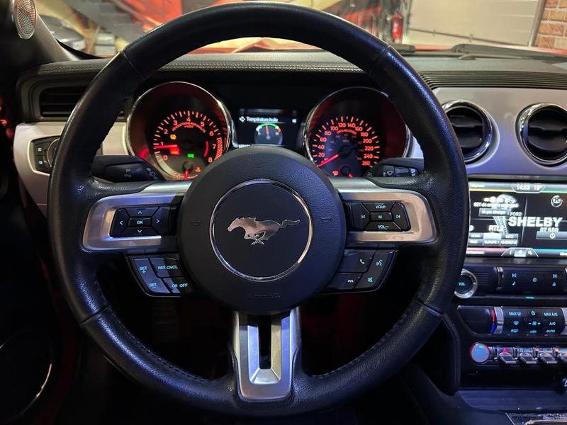 Ford Mustang Coupé 2.3 Ecoboost 317 cv / Origine Fr Entretien Ford