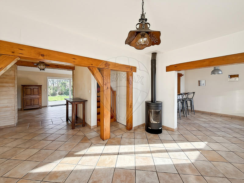 Maison - 120 m² - 6 pièces