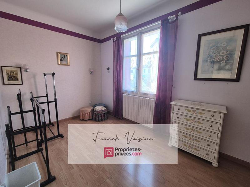 Maison - 321 m² - 8 pièces