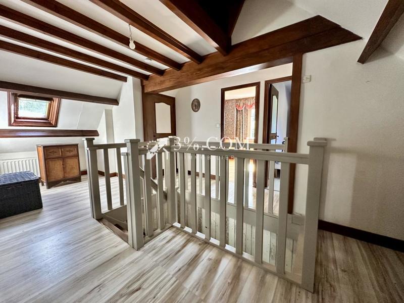 Maison - 169 m² - 8 pièces