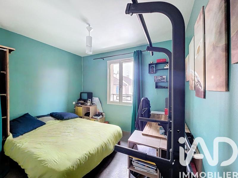 Maison - 93 m² - 5 pièces