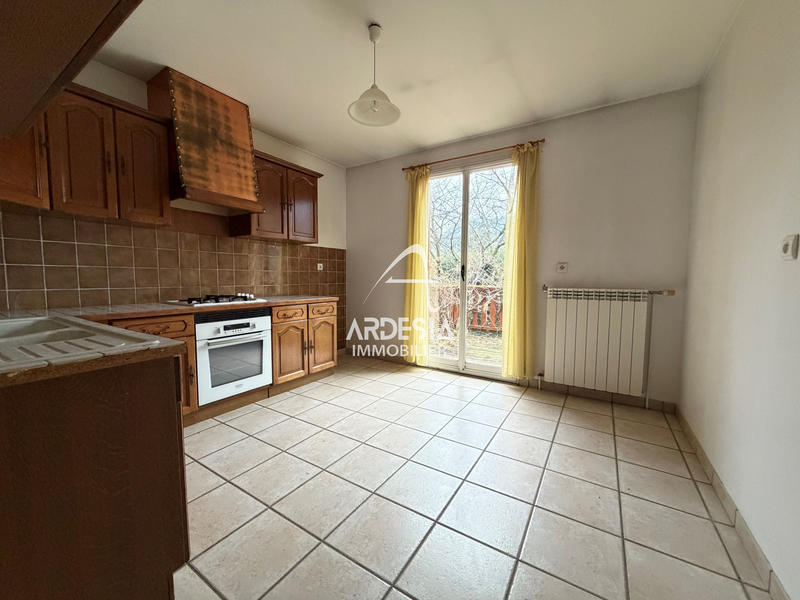 Maison - 104 m² - 4 pièces