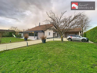 Maison - 201 m² - 6 pièces