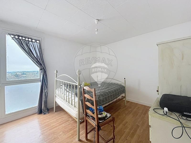 Appartement - 77 m² - 4 pièces