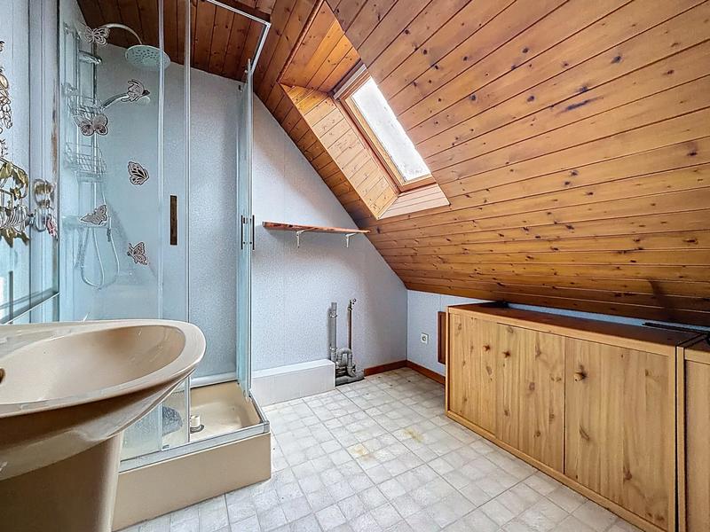 Maison - 154 m² - 8 pièces