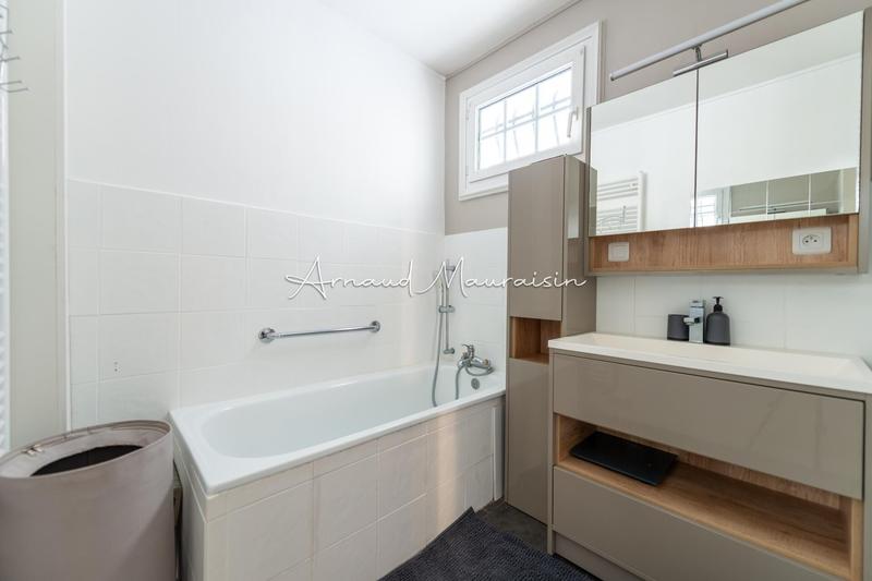 Maison - 147 m² - 6 pièces