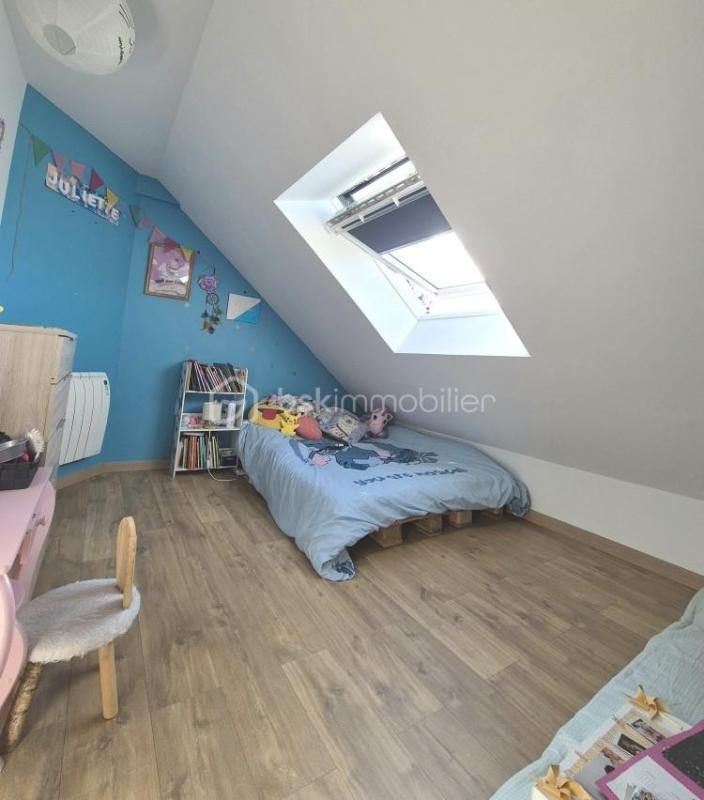 Maison traditionnelle - 122 m² - 6 pièces