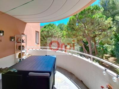 Appartement - 90 m² - 4 pièces