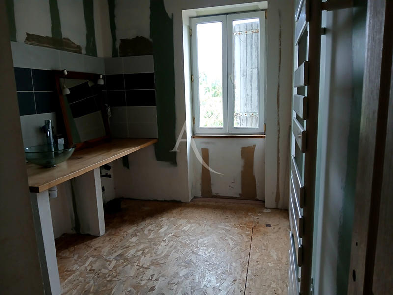 Maison - 151 m² - 5 pièces