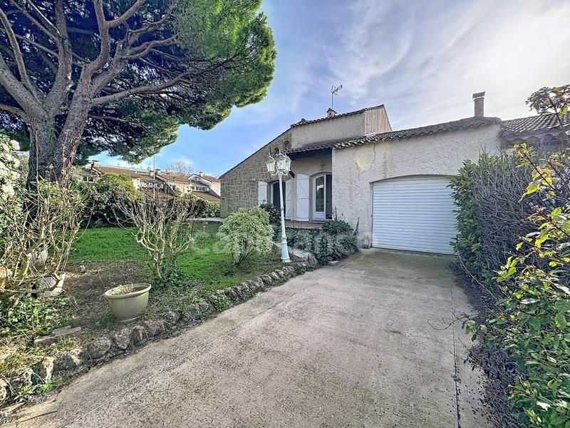 Maison - 135 m² - 6 pièces