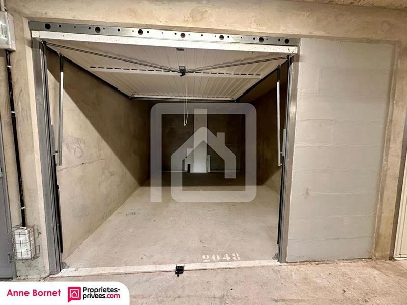 Parking / Garage - 16 m²