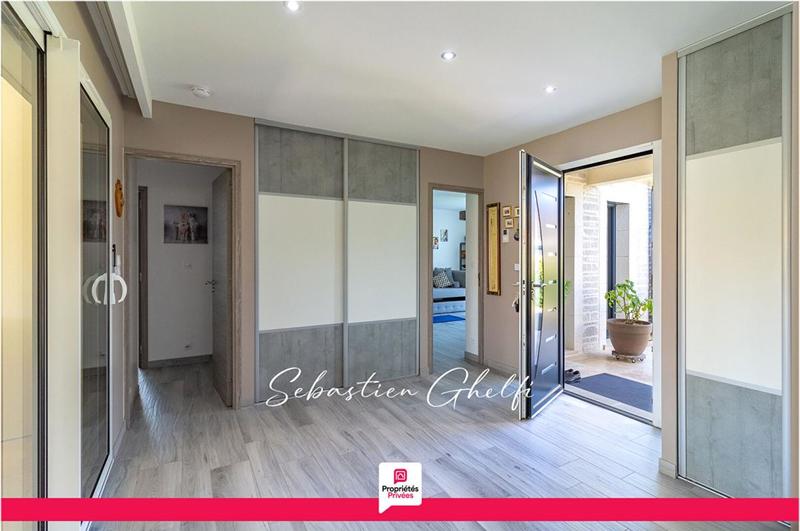 Maison - 149 m² - 6 pièces