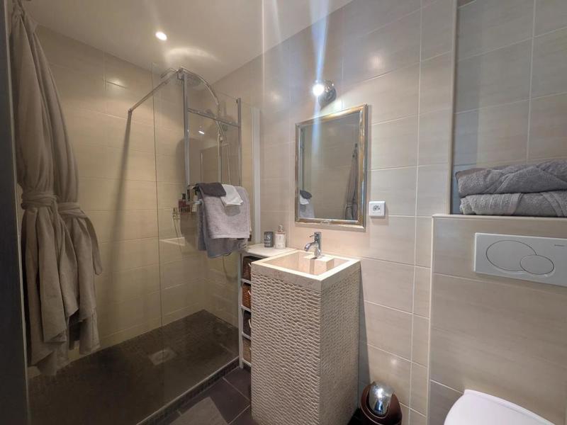 Maison - 547 m² - 15 pièces