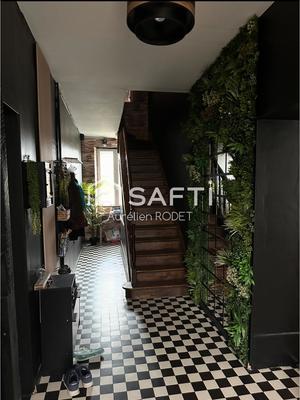 Maison - 246 m² - 6 pièces