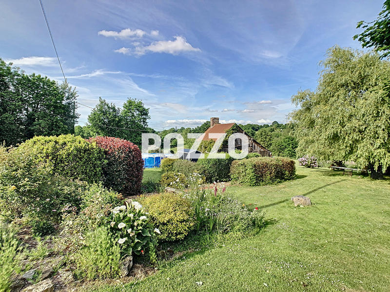 Maison - 230 m² - 8 pièces