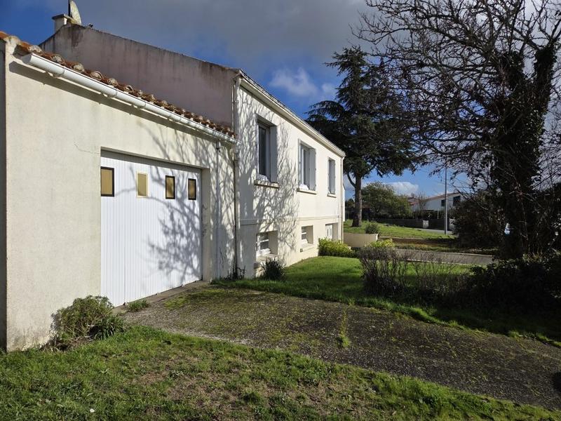 Maison - 100 m² - 3 pièces