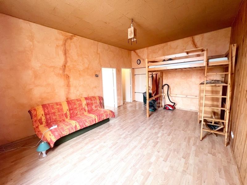 Appartement bourgeois - 77 m² - 3 pièces