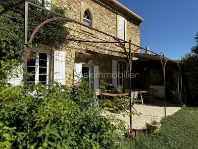 Maison en pierre - 208 m² - 7 pièces