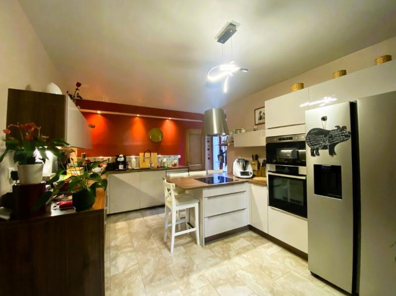 Villa - 217 m² - 8 pièces