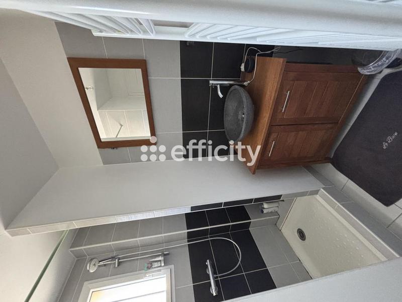 Maison - 101 m² - 5 pièces