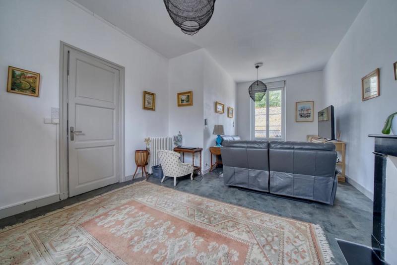 Maison - 190 m² - 6 pièces