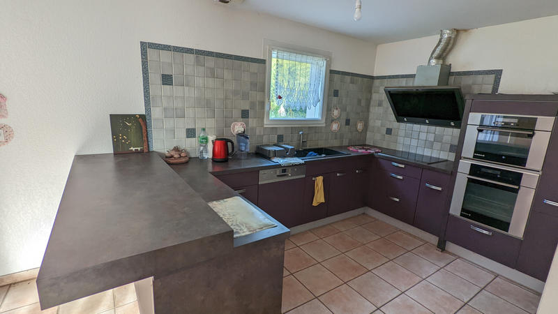 Maison - 95 m² - 5 pièces