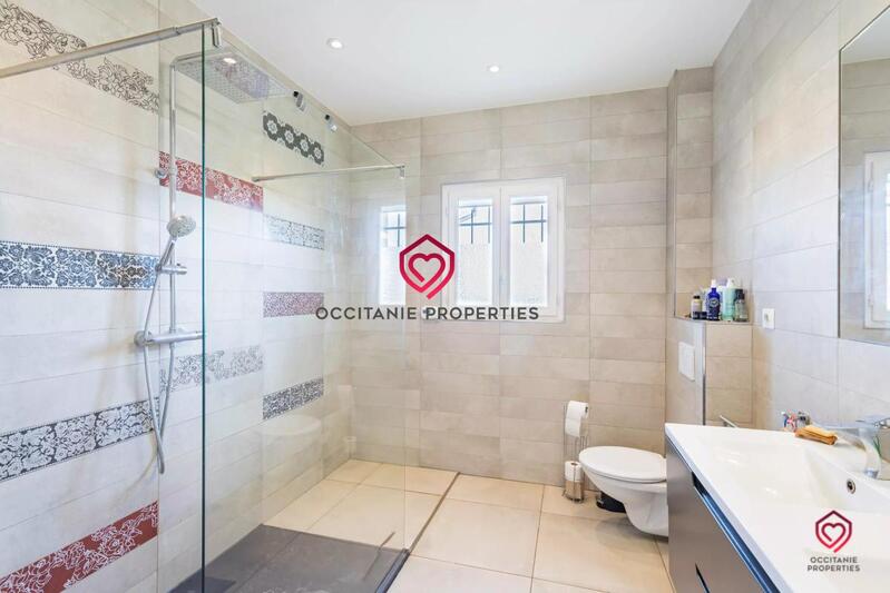 Propriété - 195 m² - 7 pièces