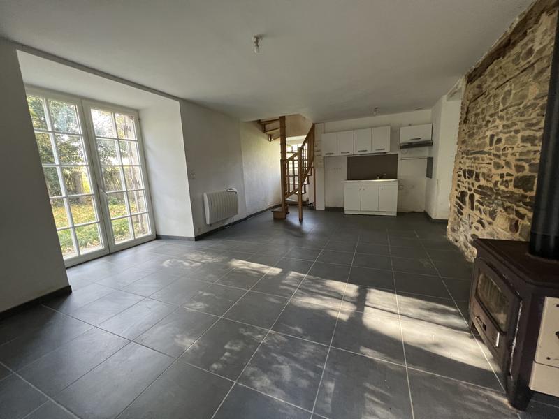 Maison - 213 m² - 8 pièces