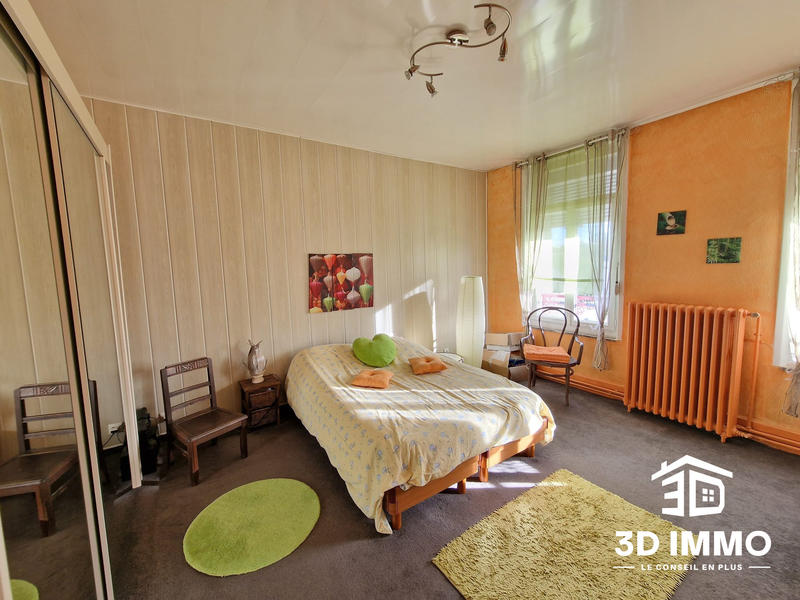 Maison - 260 m² - 8 pièces