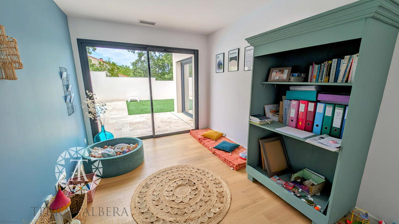 Villa - 190 m² - 6 pièces