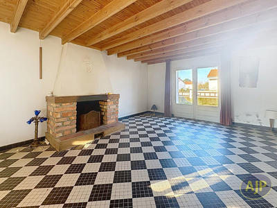 Maison - 91 m² - 5 pièces