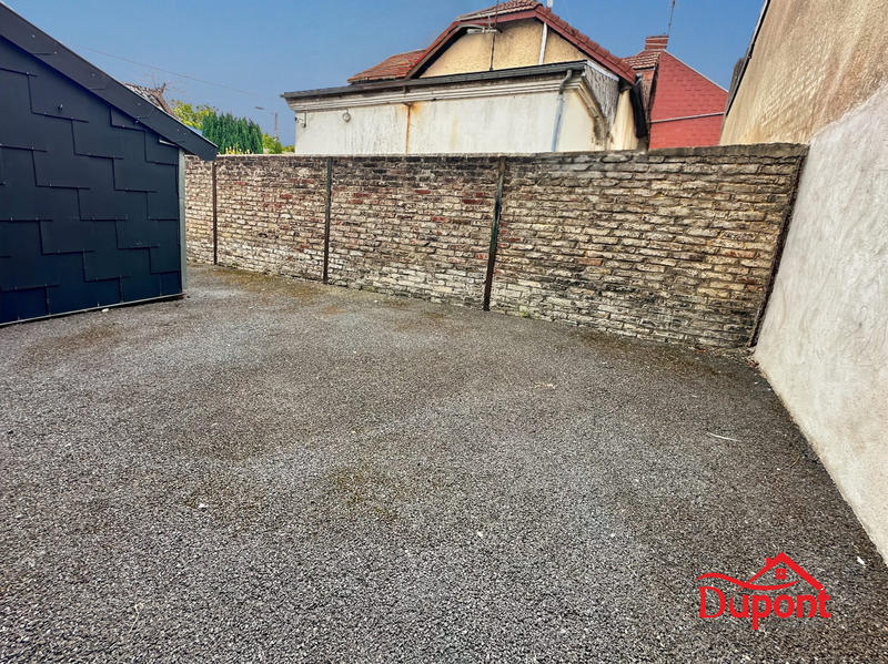 Maison - 80 m² - 5 pièces