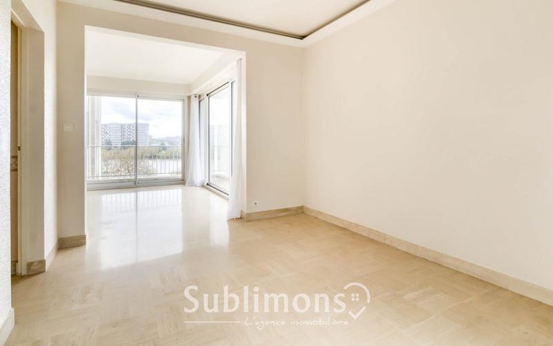 Appartement - 95 m² - 4 pièces