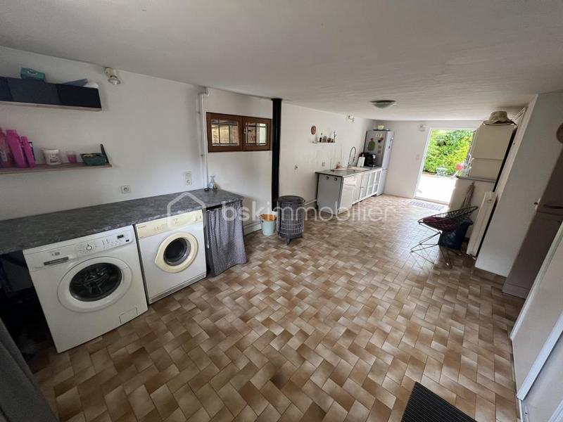 Maison - 185 m² - 8 pièces