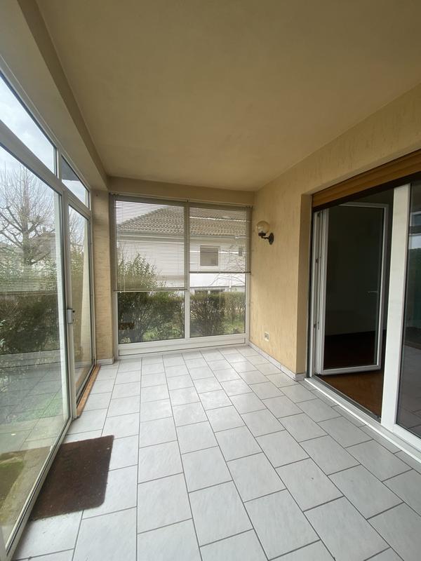 Maison - 207 m² - 9 pièces