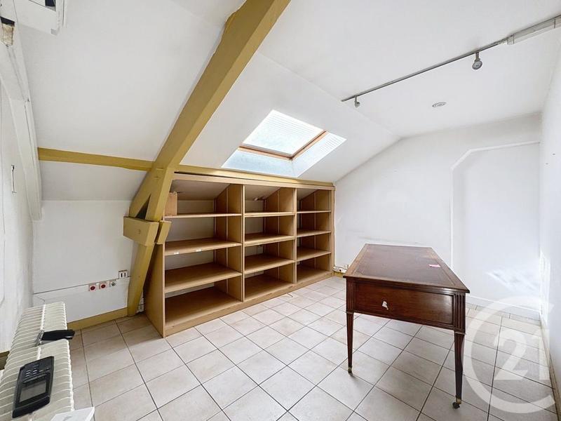 Maison de ville - 194 m² - 11 pièces