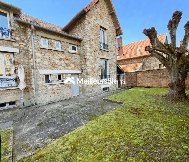 Maison - 109 m² - 4 pièces